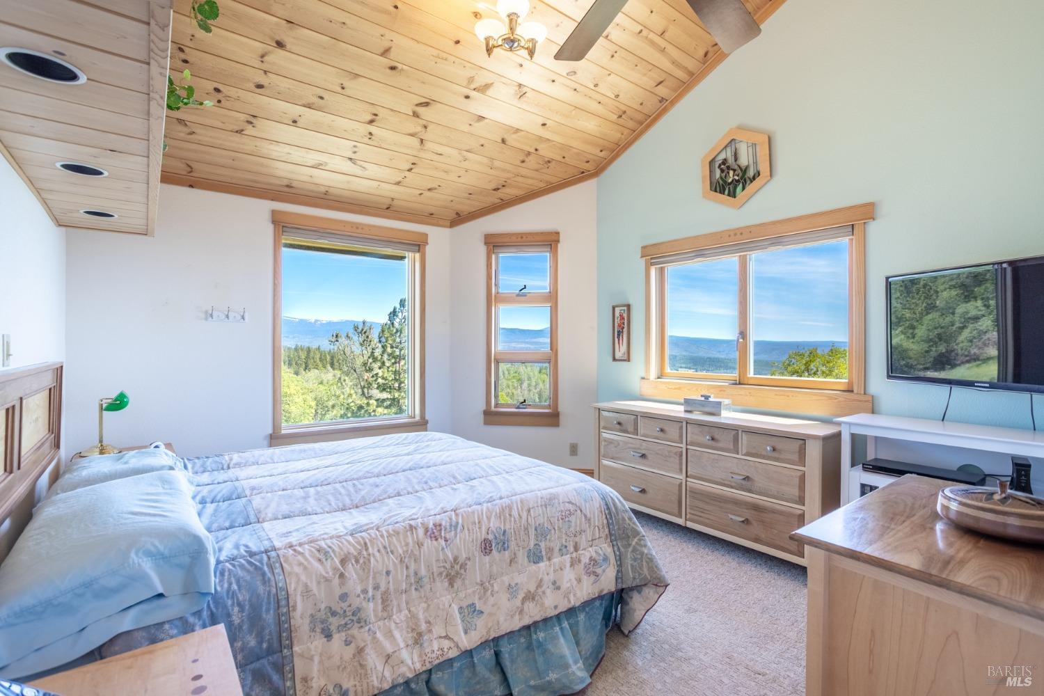 Detail Gallery Image 15 of 70 For 6360 Wilson Hill Rd, Shingletown,  CA 96088 - 3 Beds | 3 Baths