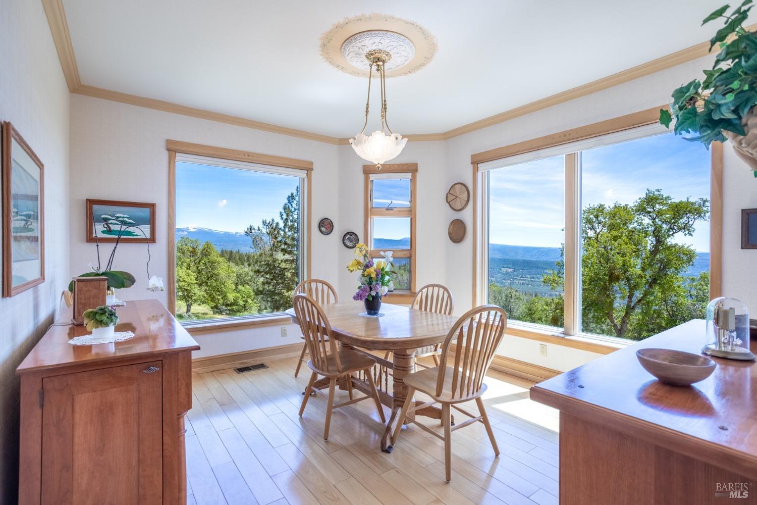 Detail Gallery Image 8 of 70 For 6360 Wilson Hill Rd, Shingletown,  CA 96088 - 3 Beds | 3 Baths
