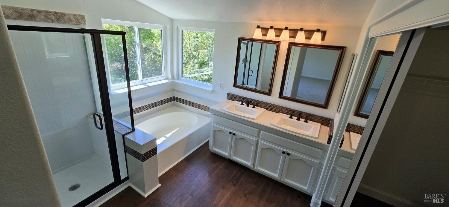 Detail Gallery Image 53 of 68 For 412 Black Oak Dr, Petaluma,  CA 94952 - 5 Beds | 3 Baths
