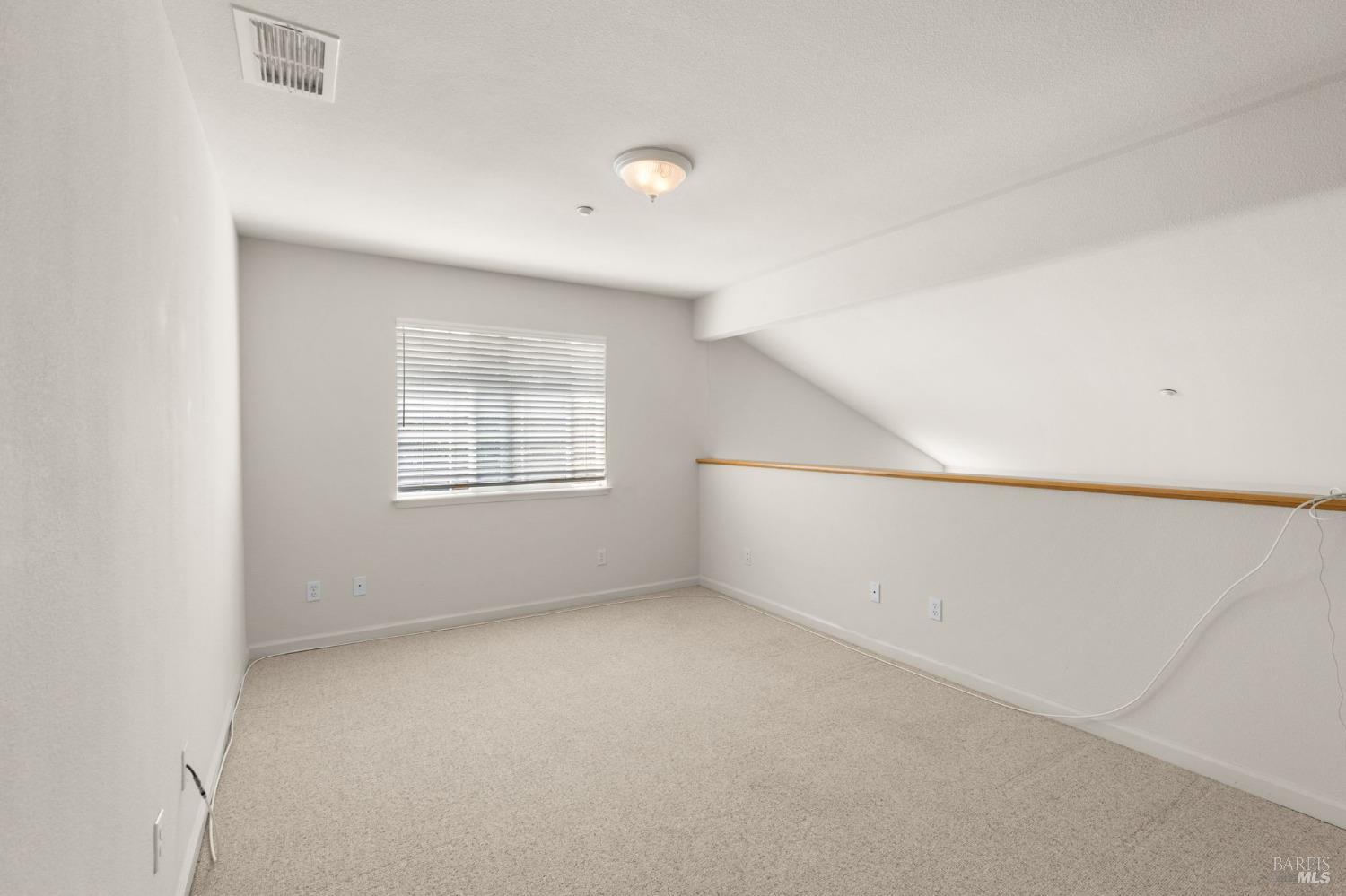 Detail Gallery Image 20 of 35 For 101 Ranch Dr, Novato,  CA 94945 - 3 Beds | 2/1 Baths