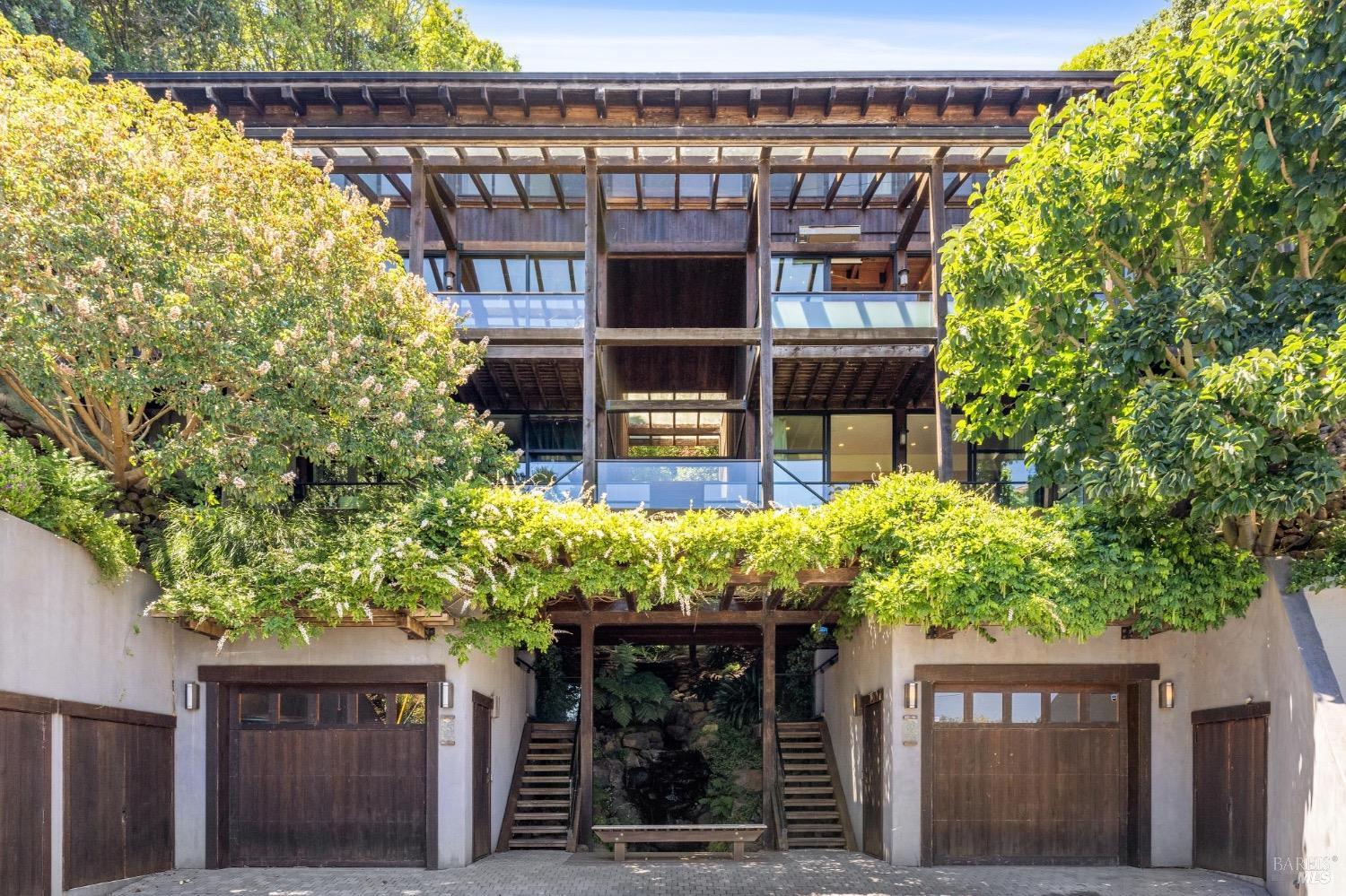 Detail Gallery Image 1 of 1 For 89 Crescent Ave, Sausalito,  CA 94965 - 3 Beds | 2/1 Baths