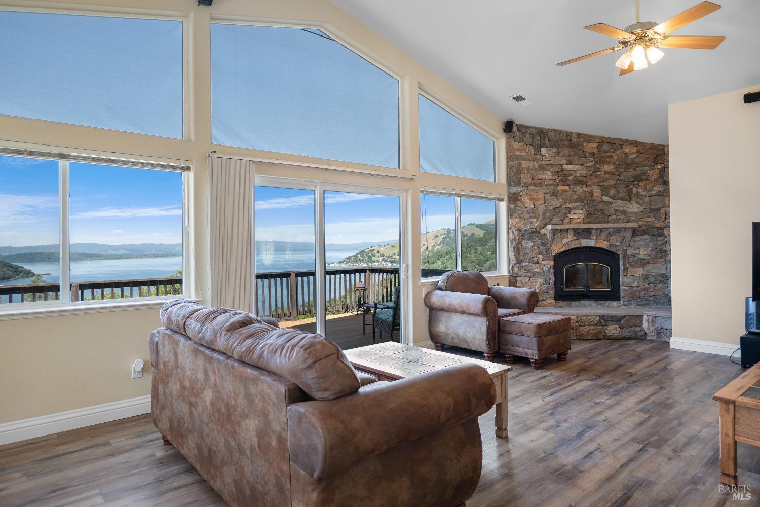 Detail Gallery Image 9 of 42 For 9260 Leila Dr, Glenhaven,  CA 95443 - 3 Beds | 2 Baths