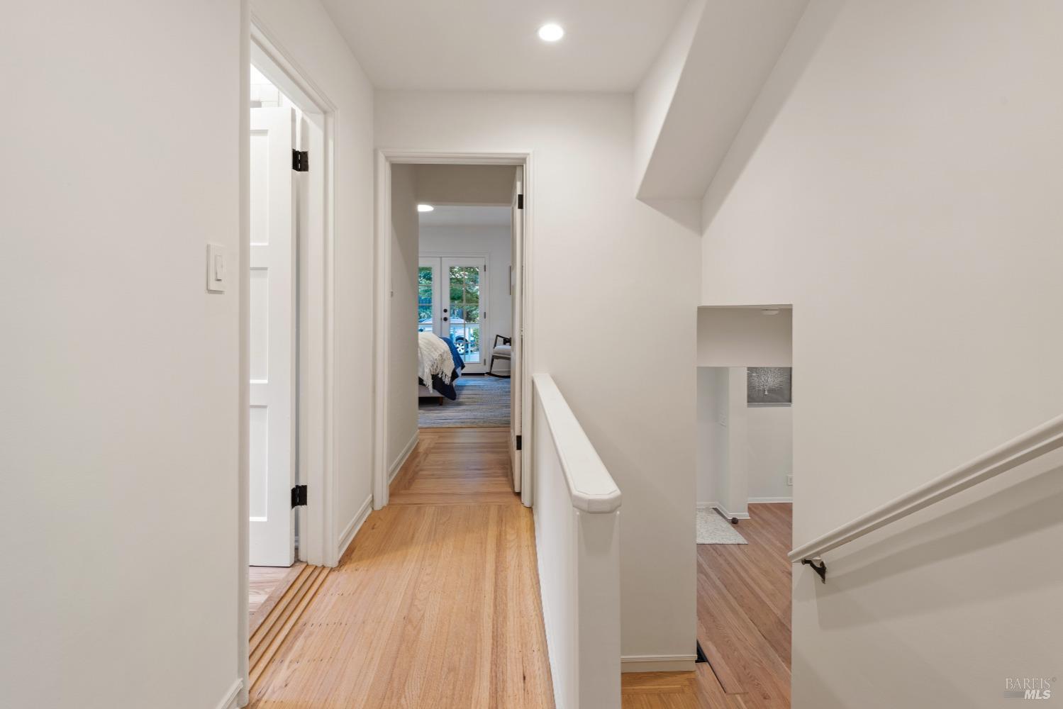 Detail Gallery Image 17 of 38 For 239 W Blithedale Ave, Mill Valley,  CA 94941 - 3 Beds | 2 Baths