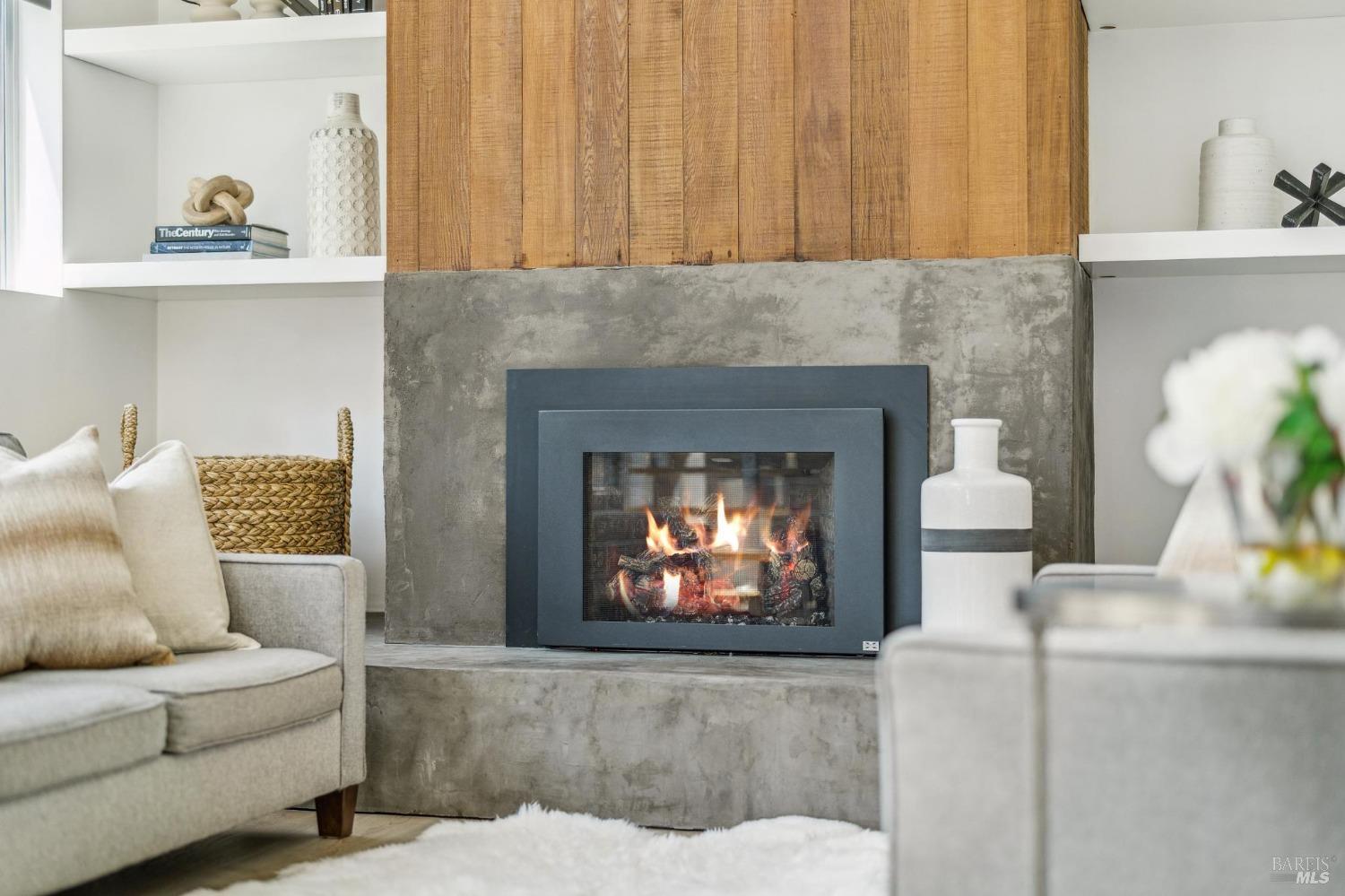 Detail Gallery Image 8 of 47 For 503 Pixie Trl, Mill Valley,  CA 94941 - 4 Beds | 3/2 Baths