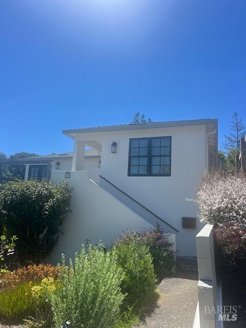 Detail Gallery Image 1 of 1 For 21 Halsey Ave, Petaluma,  CA 94952 - 3 Beds | 1 Baths