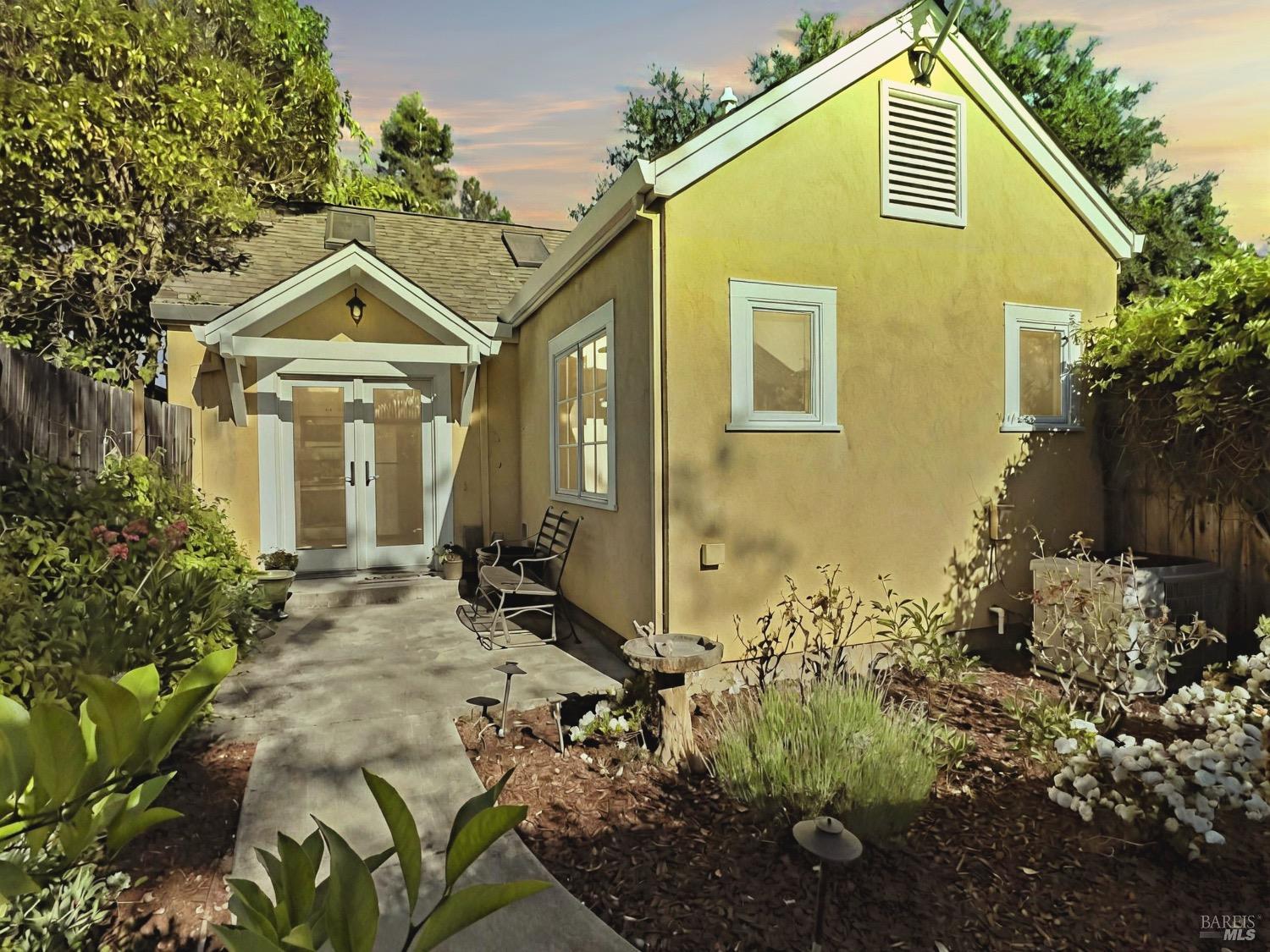 Detail Gallery Image 39 of 48 For 340 Church St, Sonoma,  CA 95476 - 4 Beds | 3/1 Baths