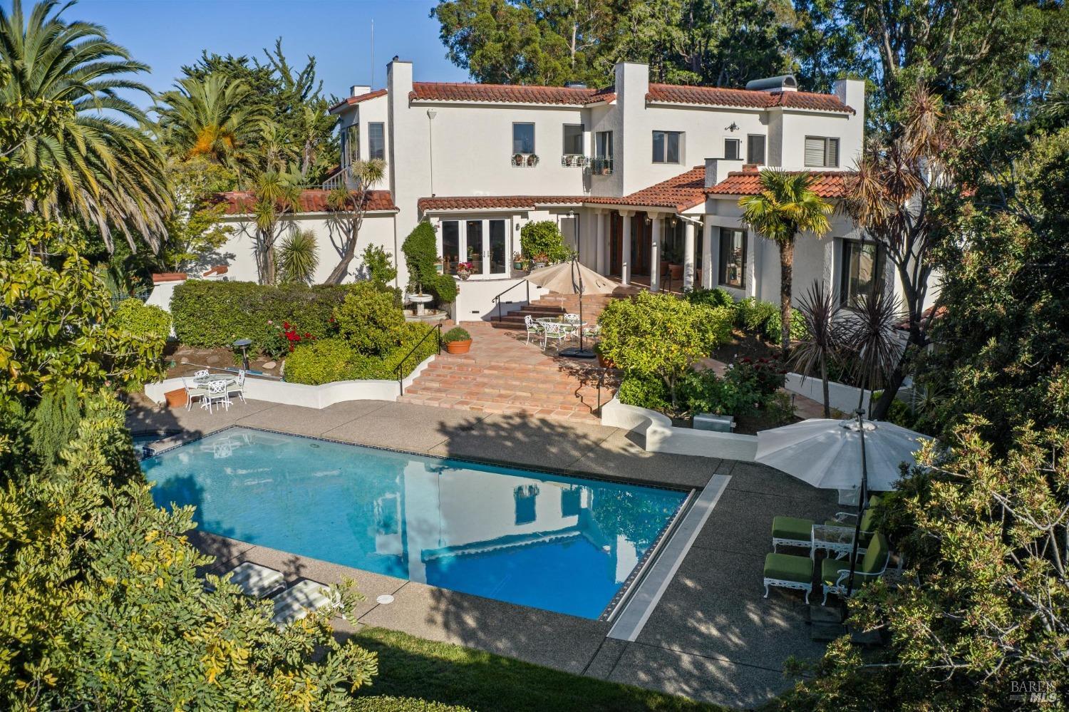 Detail Gallery Image 3 of 71 For 133 Deer Park Ave, San Rafael,  CA 94901 - 6 Beds | 6 Baths