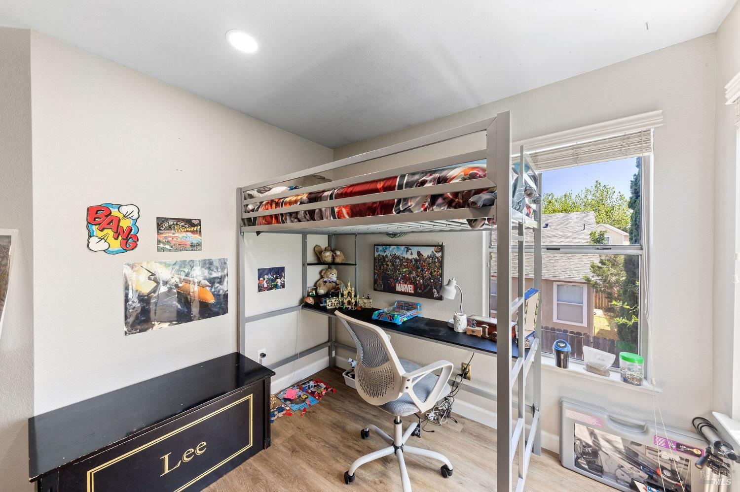 Detail Gallery Image 23 of 31 For 907 Shadywood Cir, Suisun City,  CA 94585 - 4 Beds | 2/1 Baths