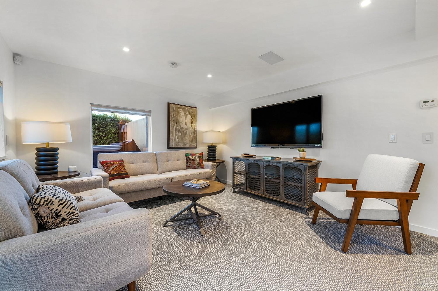 Detail Gallery Image 27 of 69 For 4982 W Soda Rock Ln, Healdsburg,  CA 95448 - 4 Beds | 3/1 Baths