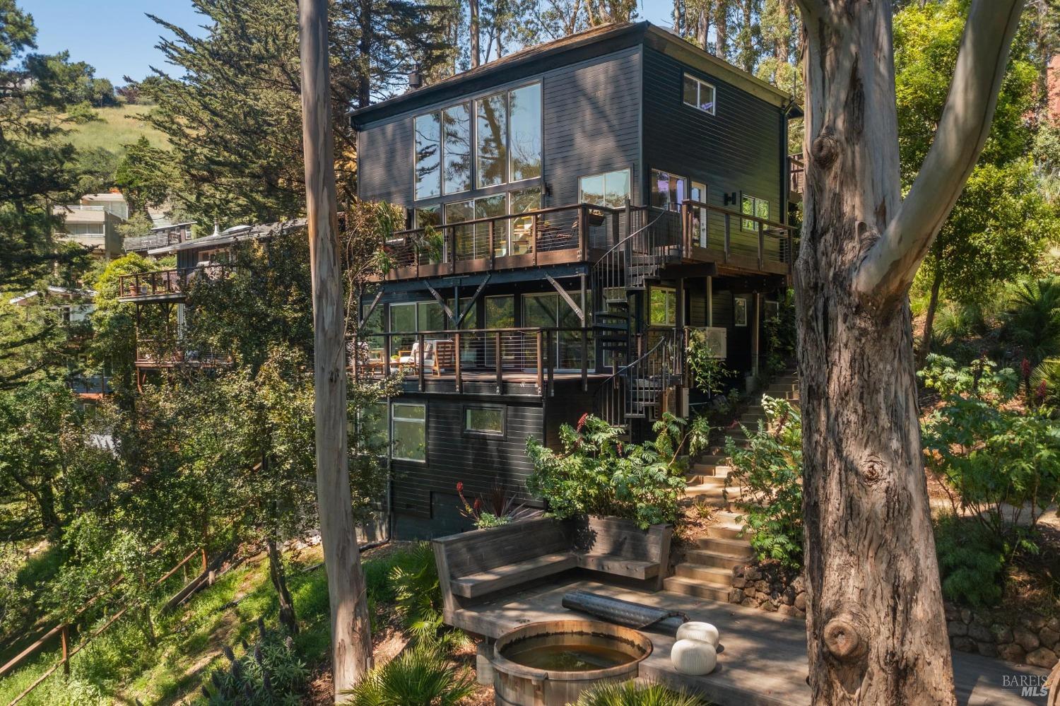 Detail Gallery Image 45 of 47 For 503 Pixie Trl, Mill Valley,  CA 94941 - 4 Beds | 3/2 Baths