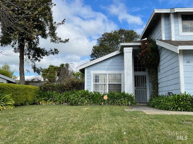 Detail Gallery Image 3 of 3 For 40 Brighton Dr, Vallejo,  CA 94591 - 3 Beds | 2/1 Baths