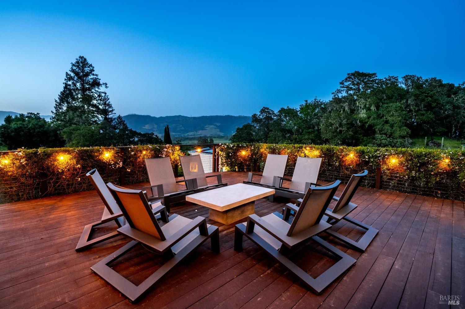 Detail Gallery Image 40 of 69 For 4982 W Soda Rock Ln, Healdsburg,  CA 95448 - 4 Beds | 3/1 Baths