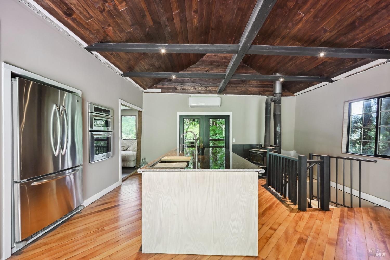 Detail Gallery Image 7 of 51 For 21713 Starrett Hill Dr, Monte Rio,  CA 95462 - 2 Beds | 2 Baths