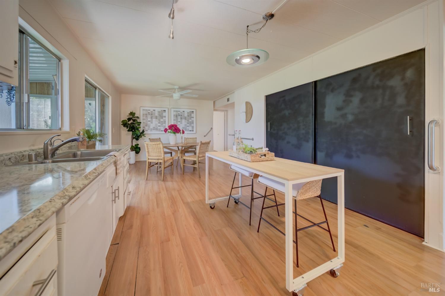Detail Gallery Image 14 of 29 For 6468 Washington St 122, Yountville,  CA 94599 - 2 Beds | 2 Baths