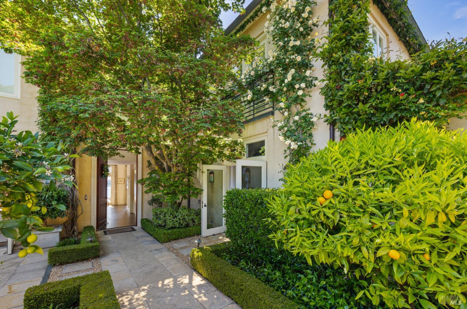Detail Gallery Image 55 of 73 For 72 Lagoon Rd, Belvedere,  CA 94920 - 4 Beds | 2/1 Baths