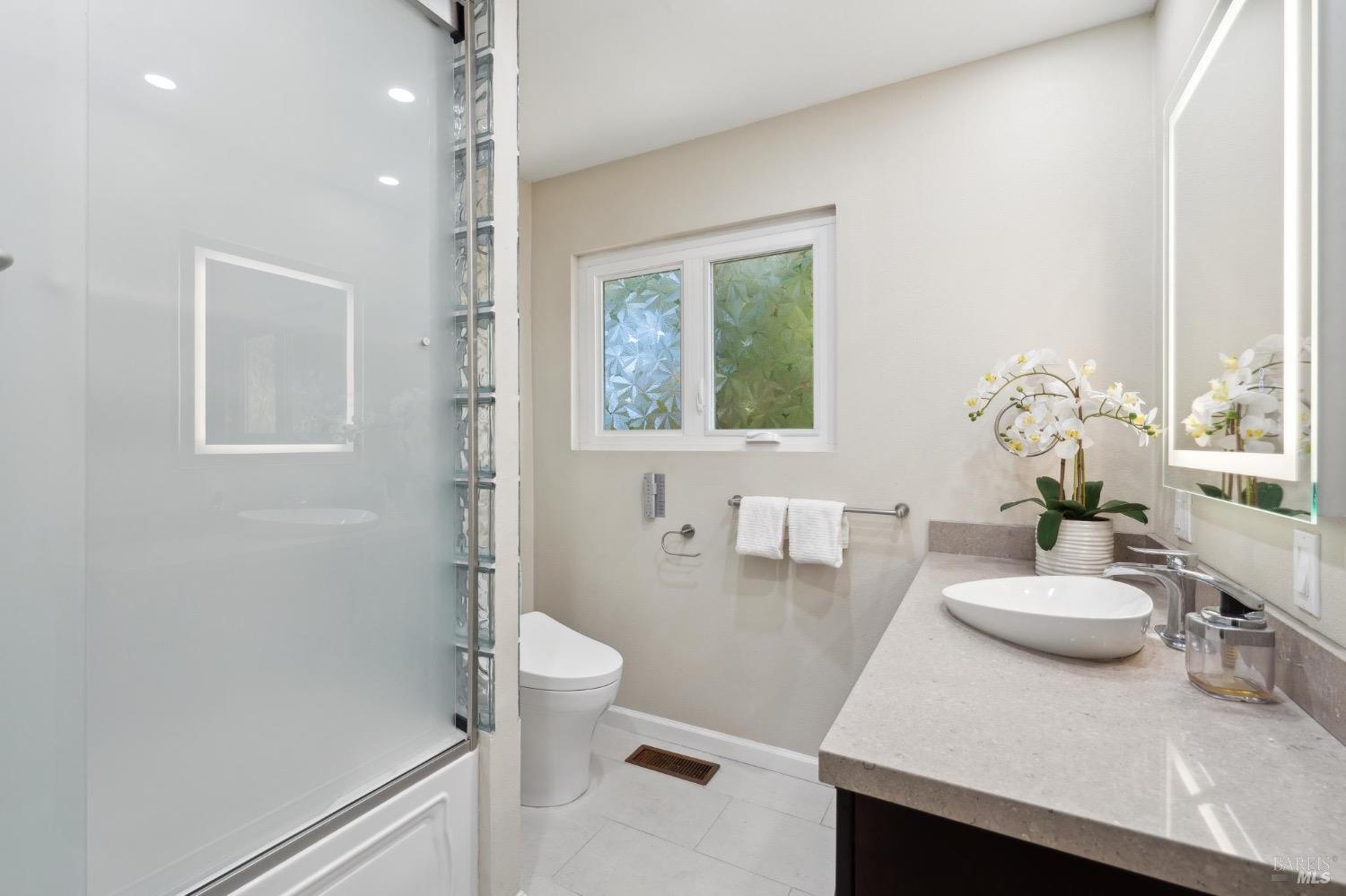 Detail Gallery Image 38 of 61 For 249 Los Palos St, Sonoma,  CA 95476 - 3 Beds | 3 Baths