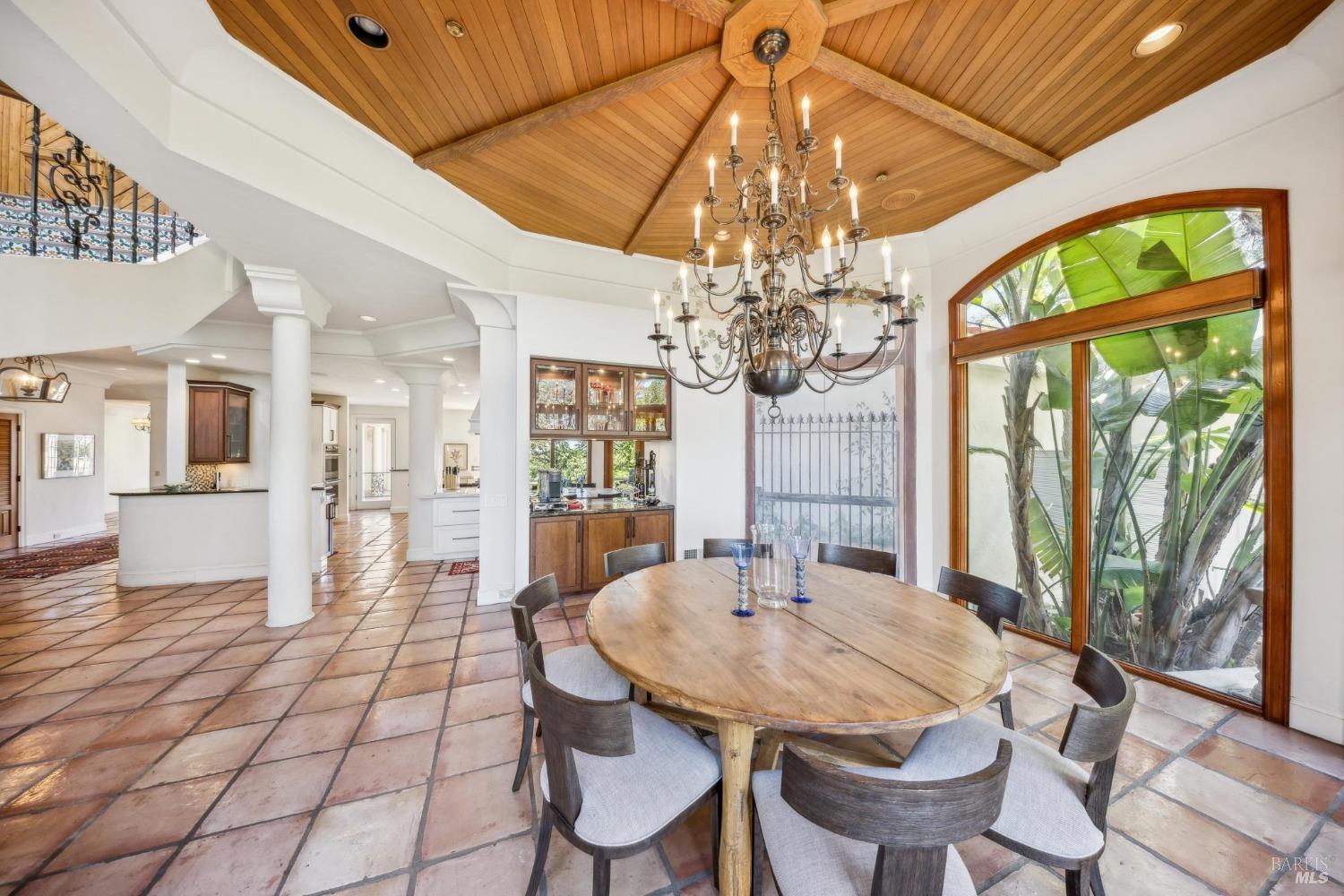 Detail Gallery Image 46 of 71 For 133 Deer Park Ave, San Rafael,  CA 94901 - 6 Beds | 6 Baths