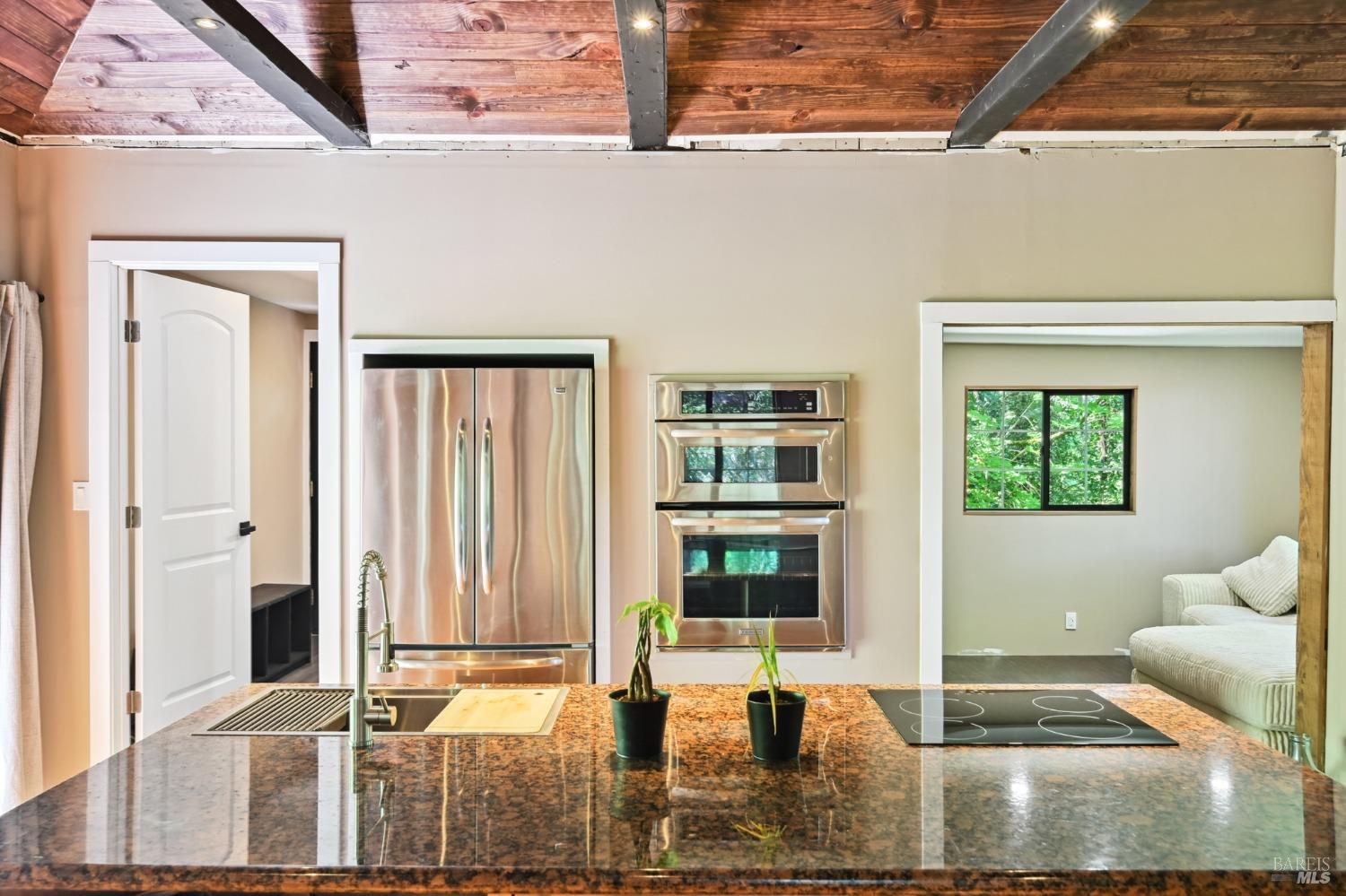 Detail Gallery Image 5 of 51 For 21713 Starrett Hill Dr, Monte Rio,  CA 95462 - 2 Beds | 2 Baths
