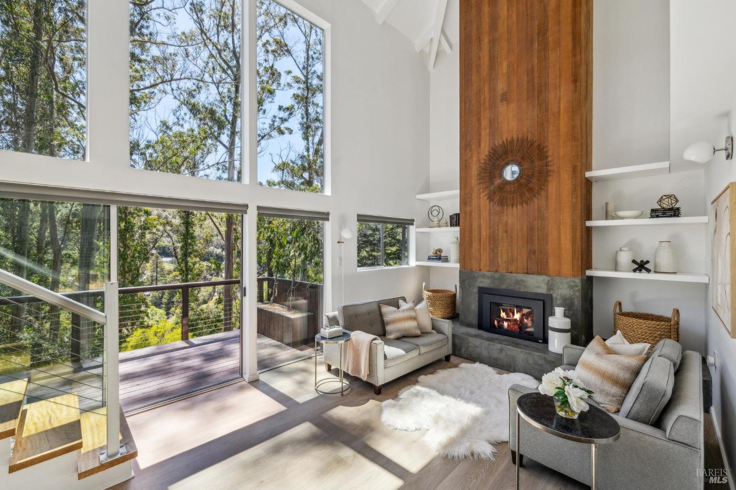 Detail Gallery Image 1 of 47 For 503 Pixie Trl, Mill Valley,  CA 94941 - 4 Beds | 3/2 Baths