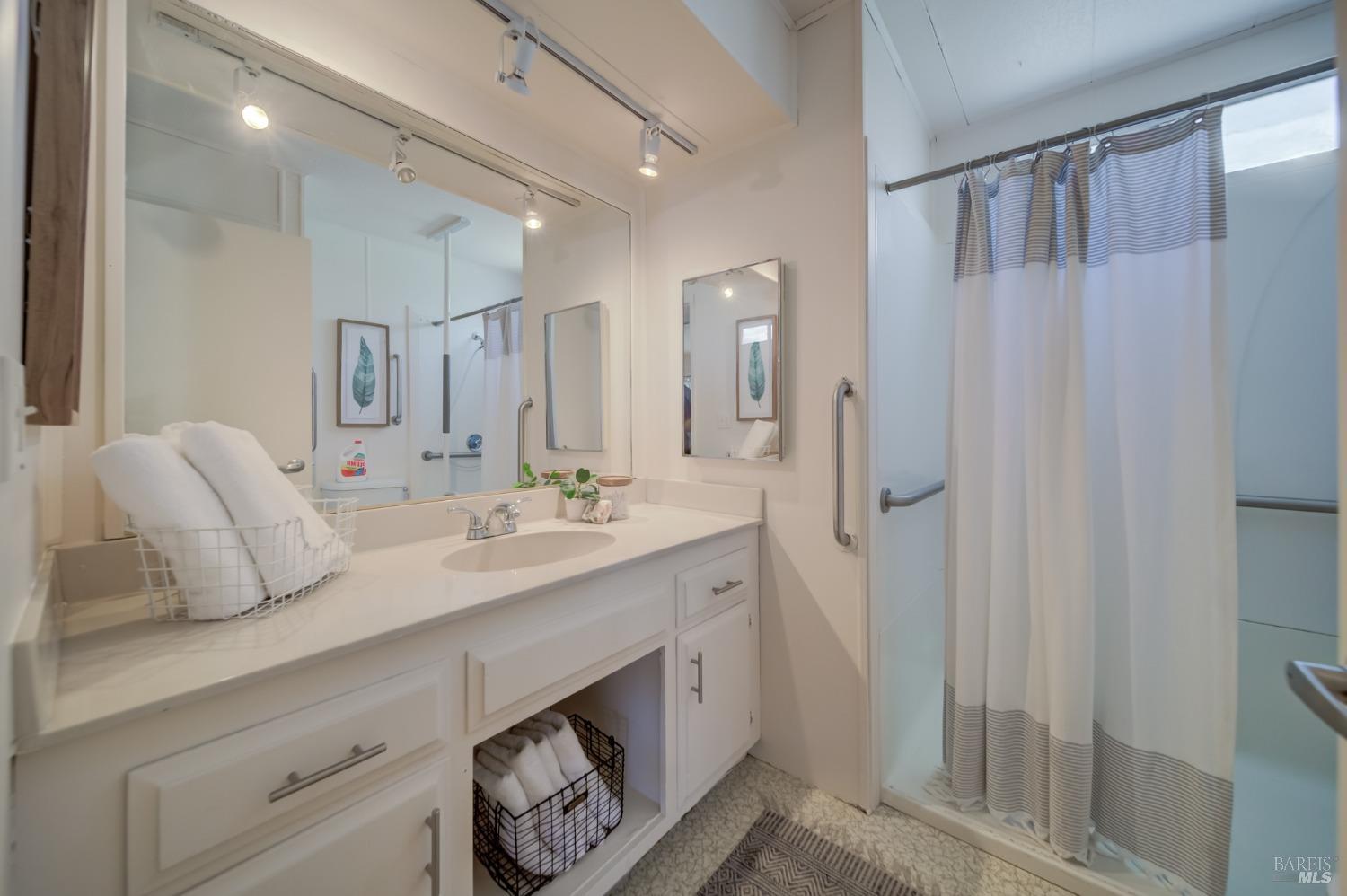 Detail Gallery Image 19 of 29 For 6468 Washington St 122, Yountville,  CA 94599 - 2 Beds | 2 Baths