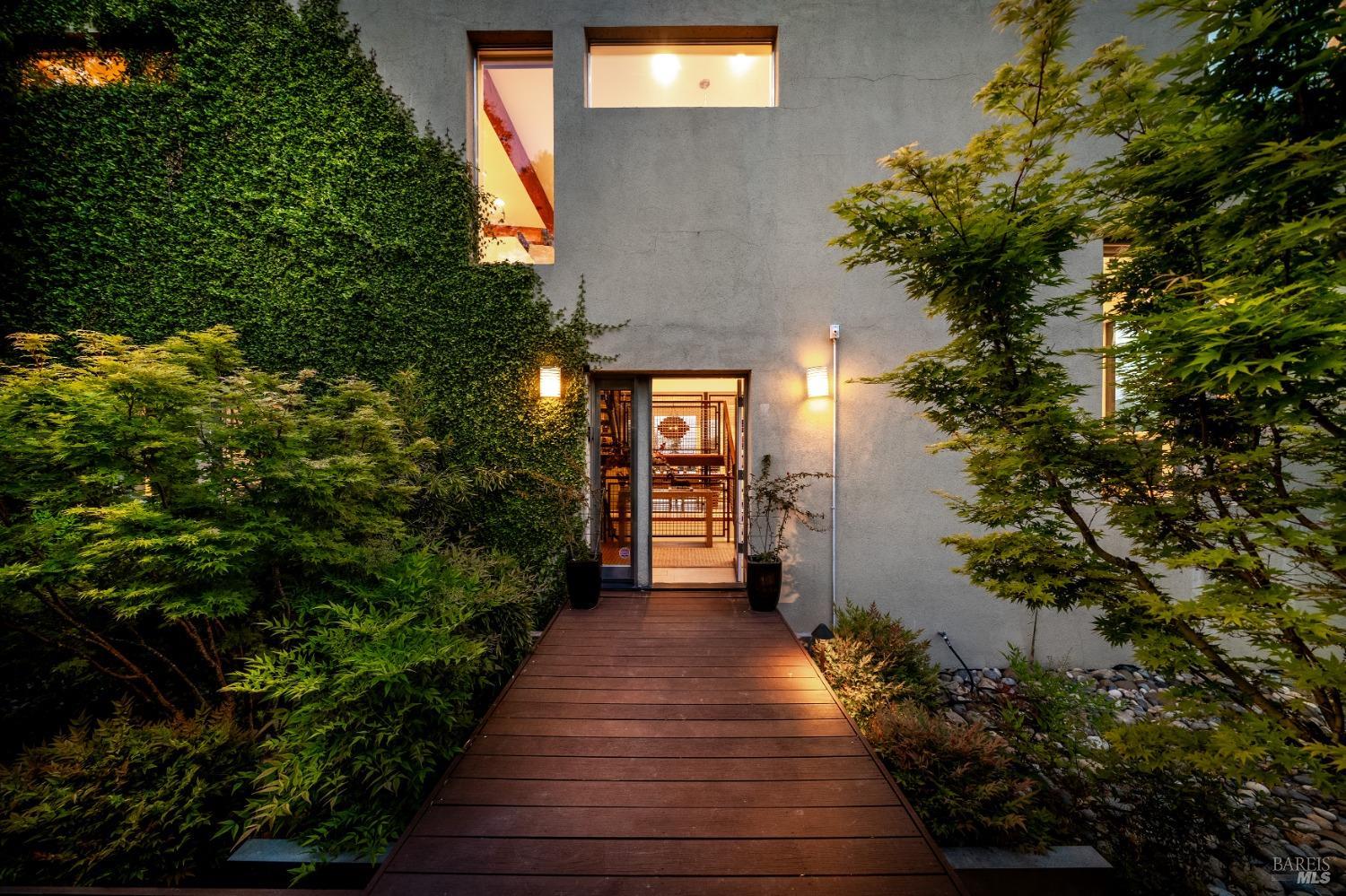 Detail Gallery Image 59 of 69 For 4982 W Soda Rock Ln, Healdsburg,  CA 95448 - 4 Beds | 3/1 Baths