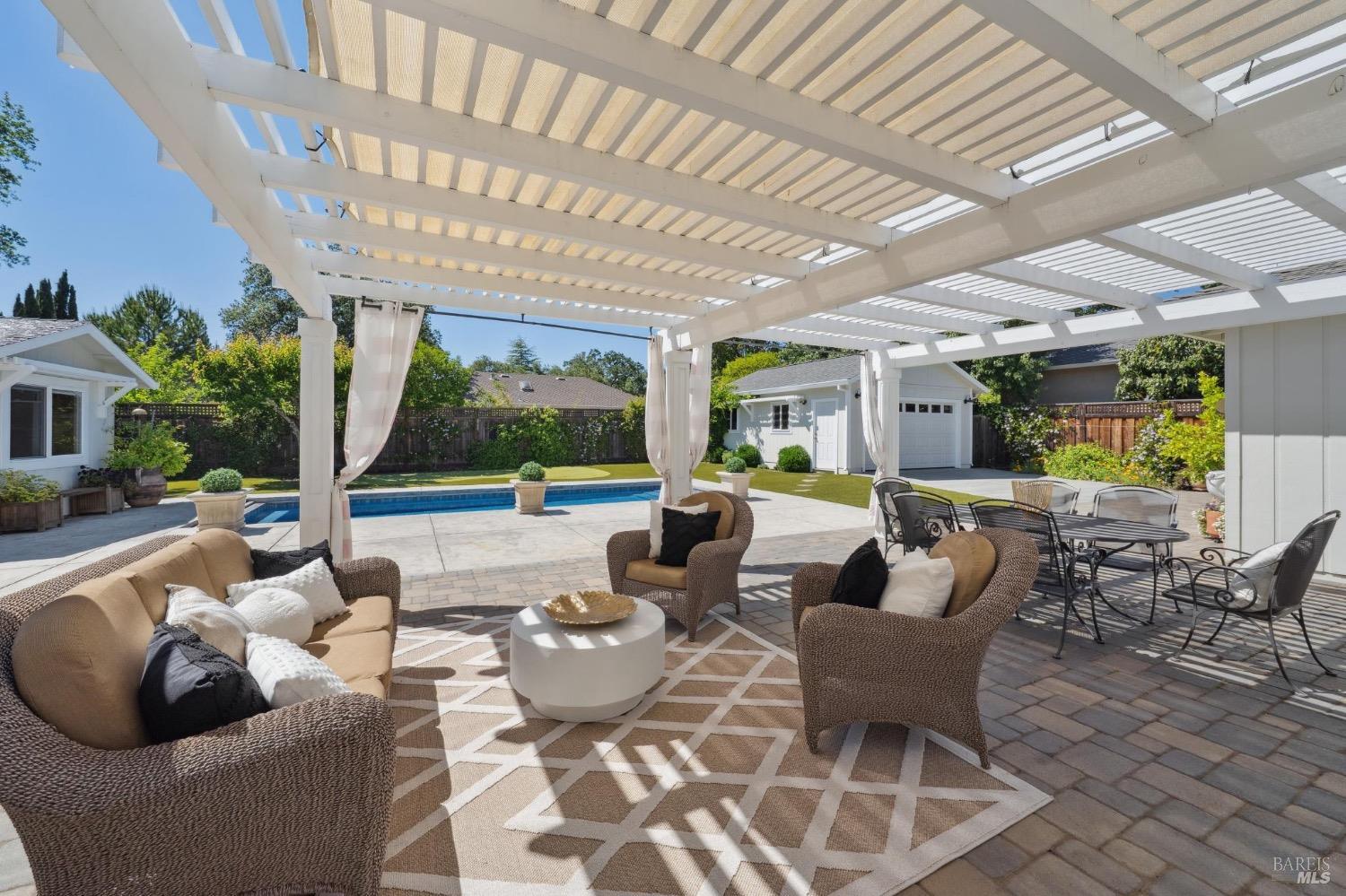 Detail Gallery Image 46 of 61 For 249 Los Palos St, Sonoma,  CA 95476 - 3 Beds | 3 Baths