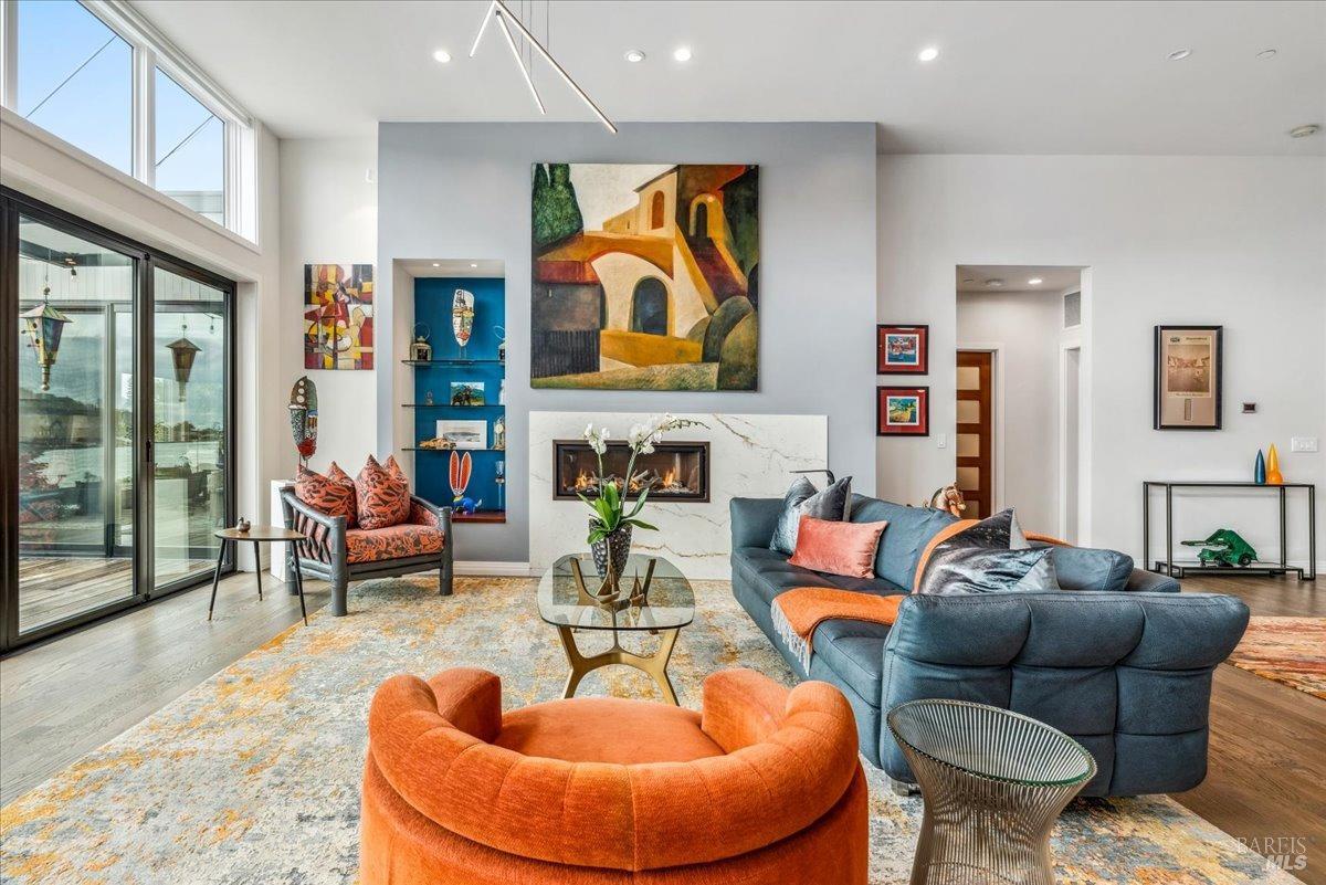 Detail Gallery Image 3 of 72 For 20 Lagoon Rd, Belvedere,  CA 94920 - 4 Beds | 4/1 Baths