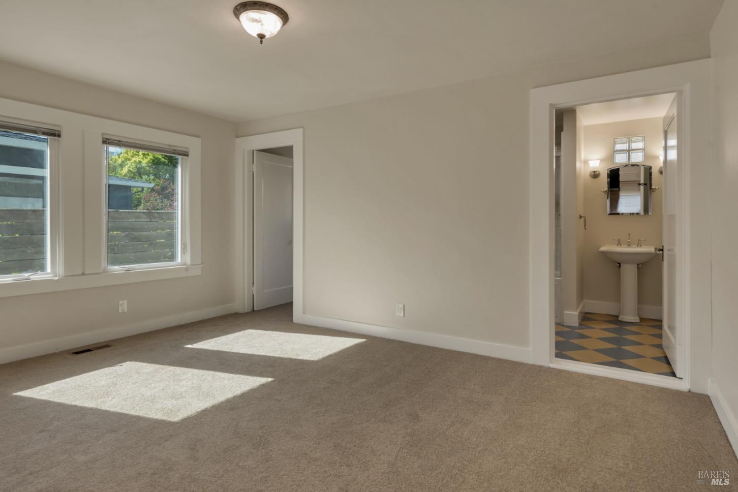 Detail Gallery Image 28 of 48 For 340 Church St, Sonoma,  CA 95476 - 4 Beds | 3/1 Baths