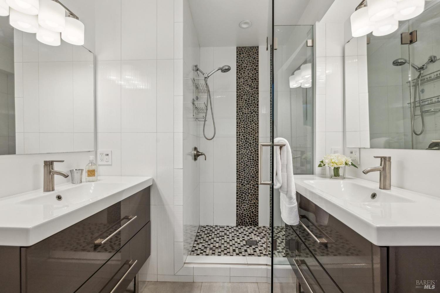 Detail Gallery Image 18 of 47 For 503 Pixie Trl, Mill Valley,  CA 94941 - 4 Beds | 3/2 Baths
