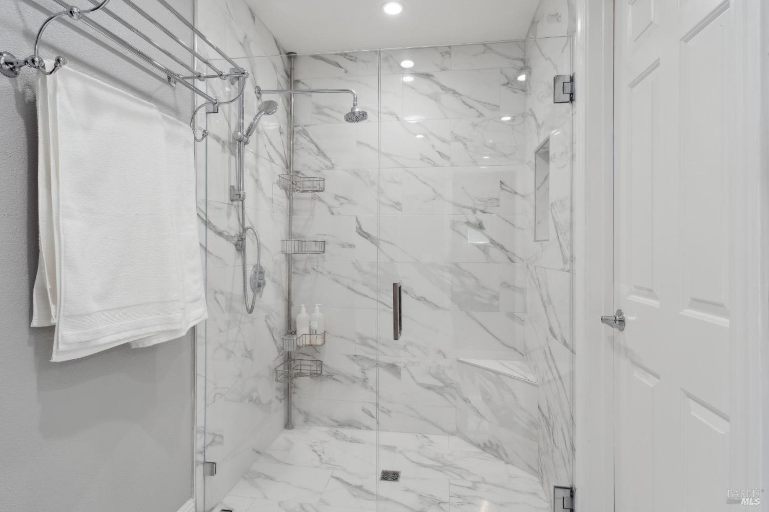 Detail Gallery Image 33 of 61 For 249 Los Palos St, Sonoma,  CA 95476 - 3 Beds | 3 Baths