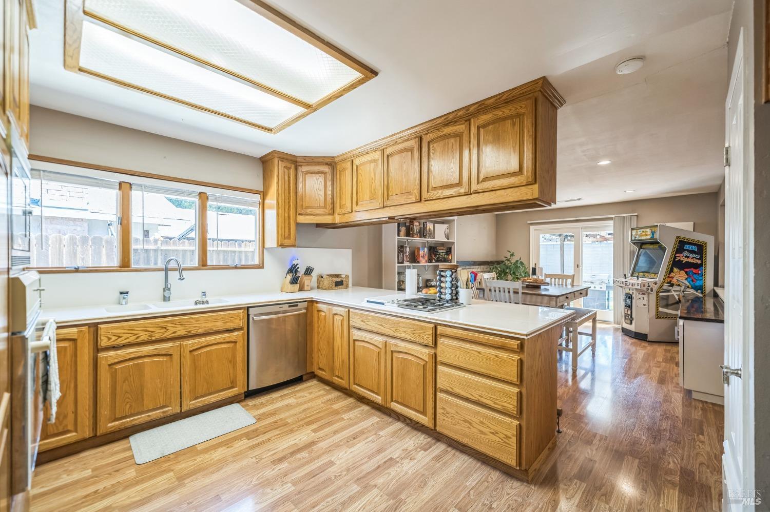 Detail Gallery Image 14 of 34 For 2908 Orchid St, Fairfield,  CA 94533 - 3 Beds | 2 Baths
