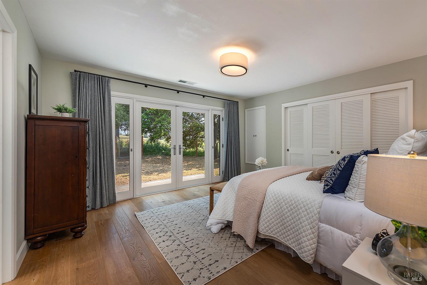 Detail Gallery Image 27 of 64 For 2022 Live Oak Farm Ln, Petaluma,  CA 94952 - 3 Beds | 2/1 Baths
