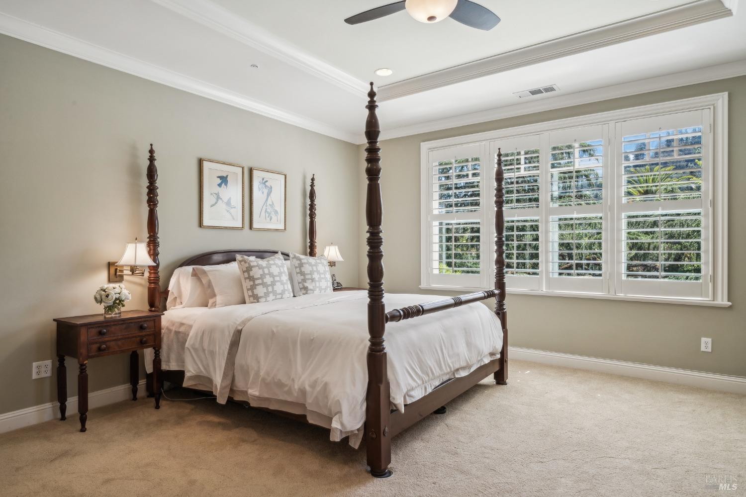 Detail Gallery Image 11 of 21 For 37 Ross Ter, Kentfield,  CA 94904 - 3 Beds | 3/1 Baths