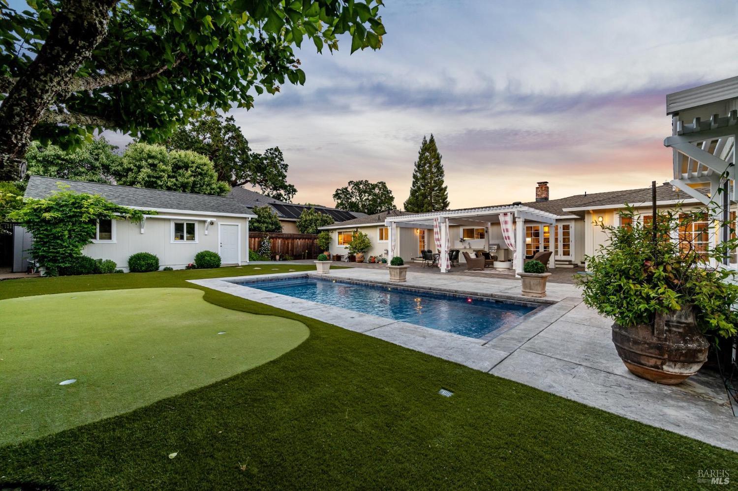 Detail Gallery Image 2 of 61 For 249 Los Palos St, Sonoma,  CA 95476 - 3 Beds | 3 Baths