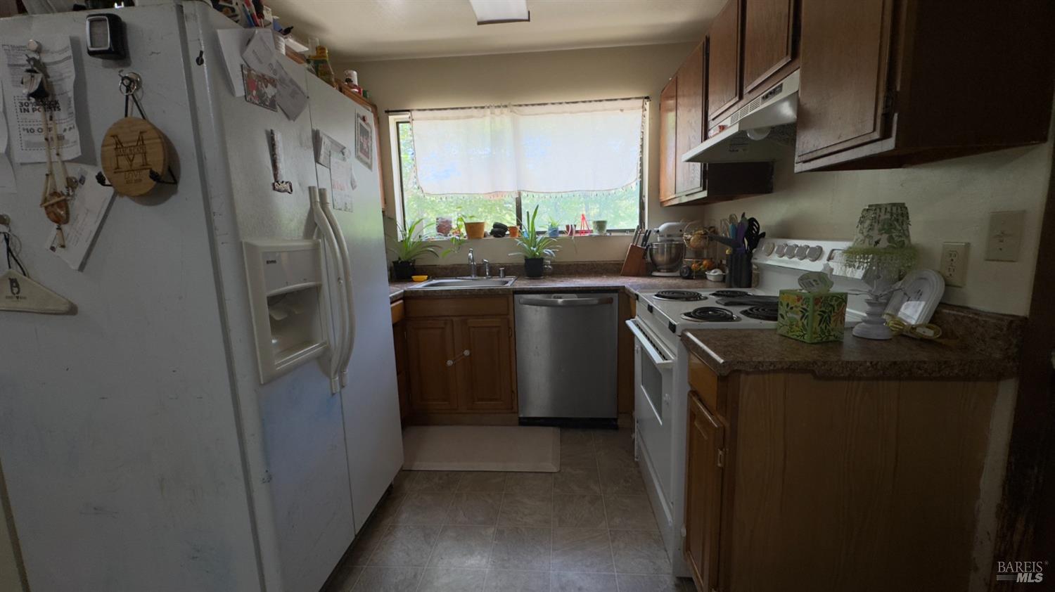 Detail Gallery Image 5 of 16 For 25248 Robinson Rd, Willits,  CA 95490 - – Beds | – Baths
