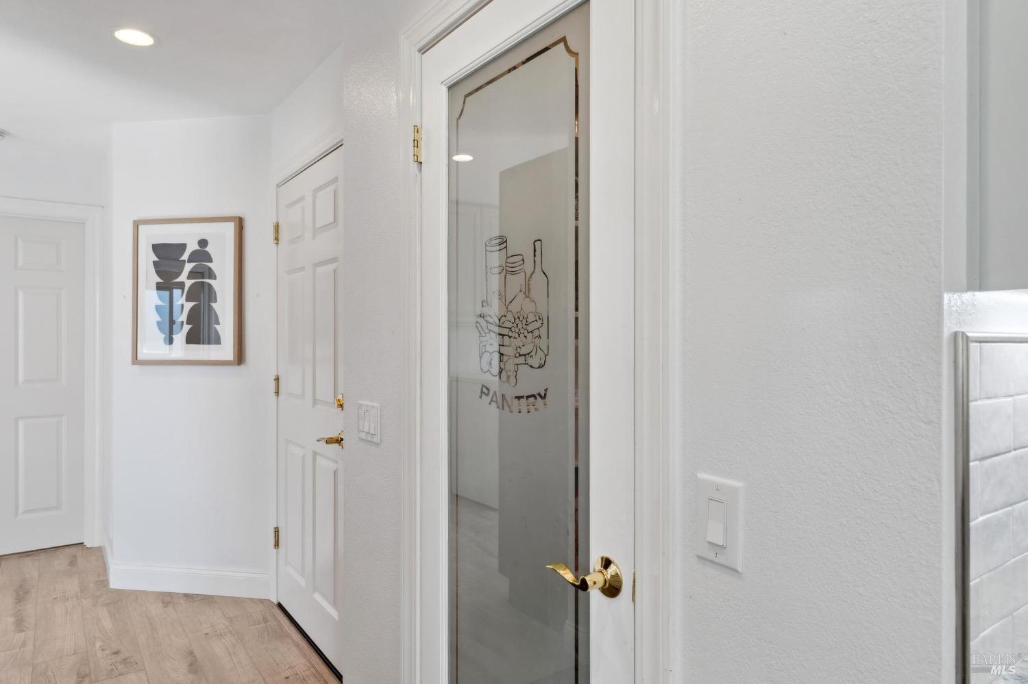 Detail Gallery Image 27 of 61 For 249 Los Palos St, Sonoma,  CA 95476 - 3 Beds | 3 Baths