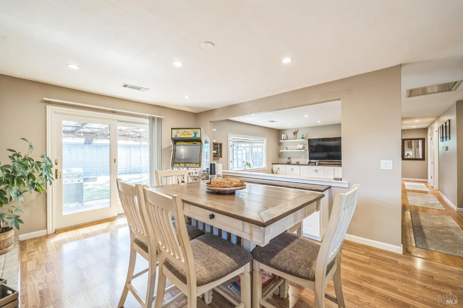 Detail Gallery Image 17 of 34 For 2908 Orchid St, Fairfield,  CA 94533 - 3 Beds | 2 Baths