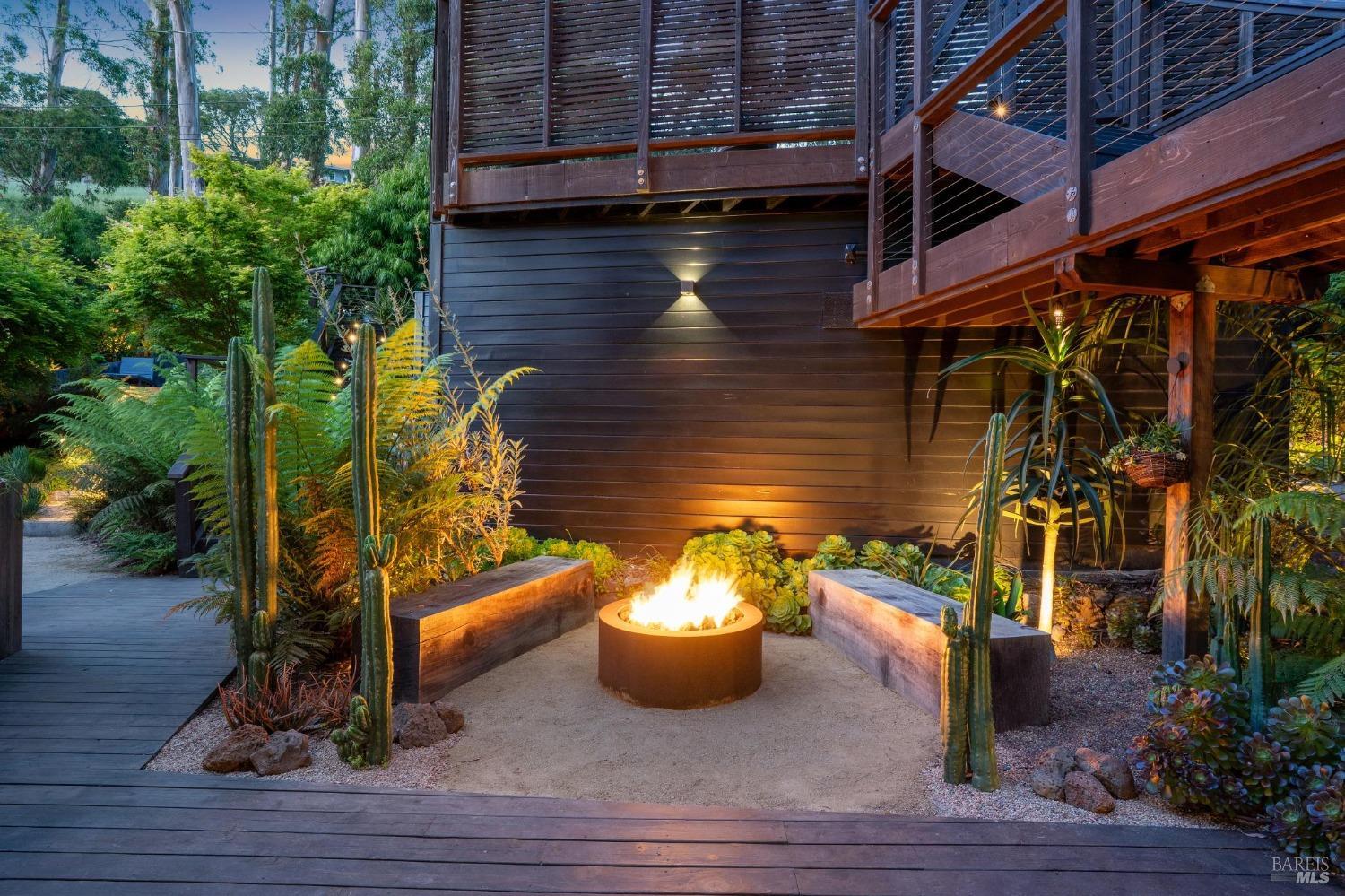Detail Gallery Image 39 of 47 For 503 Pixie Trl, Mill Valley,  CA 94941 - 4 Beds | 3/2 Baths
