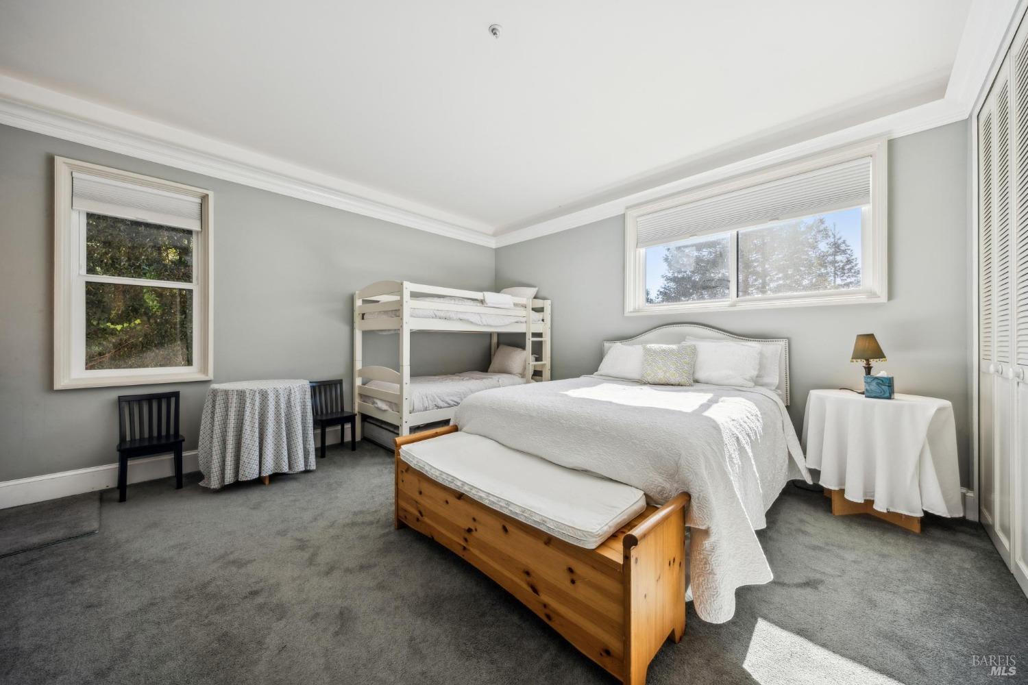 Detail Gallery Image 30 of 71 For 133 Deer Park Ave, San Rafael,  CA 94901 - 6 Beds | 6 Baths