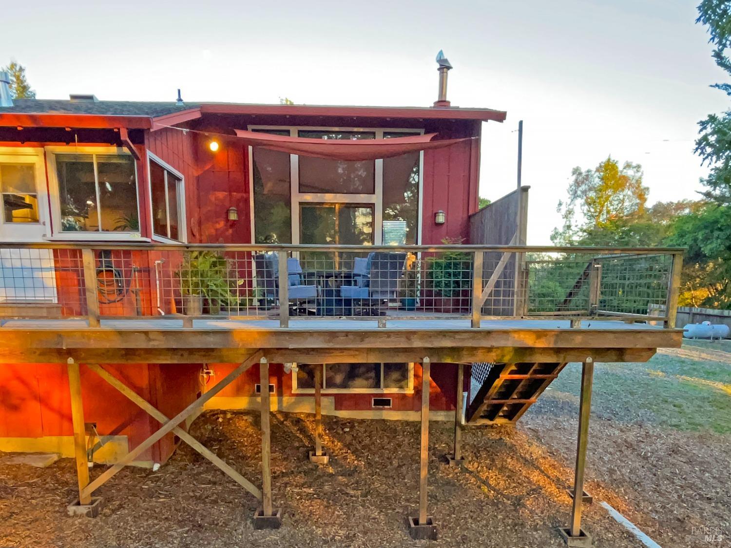 Detail Gallery Image 50 of 51 For 1009 Tilton Rd, Sebastopol,  CA 95472 - 3 Beds | 2 Baths