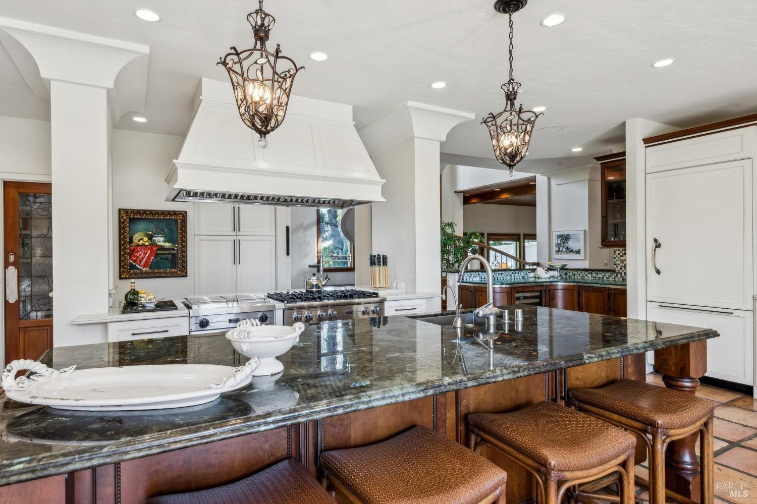 Detail Gallery Image 47 of 71 For 133 Deer Park Ave, San Rafael,  CA 94901 - 6 Beds | 6 Baths