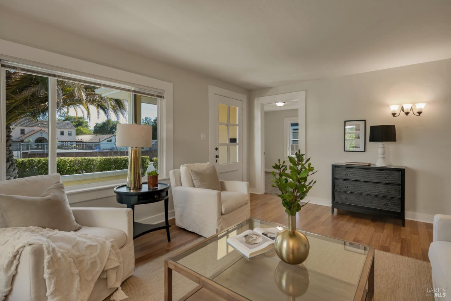 Detail Gallery Image 12 of 48 For 340 Church St, Sonoma,  CA 95476 - 4 Beds | 3/1 Baths