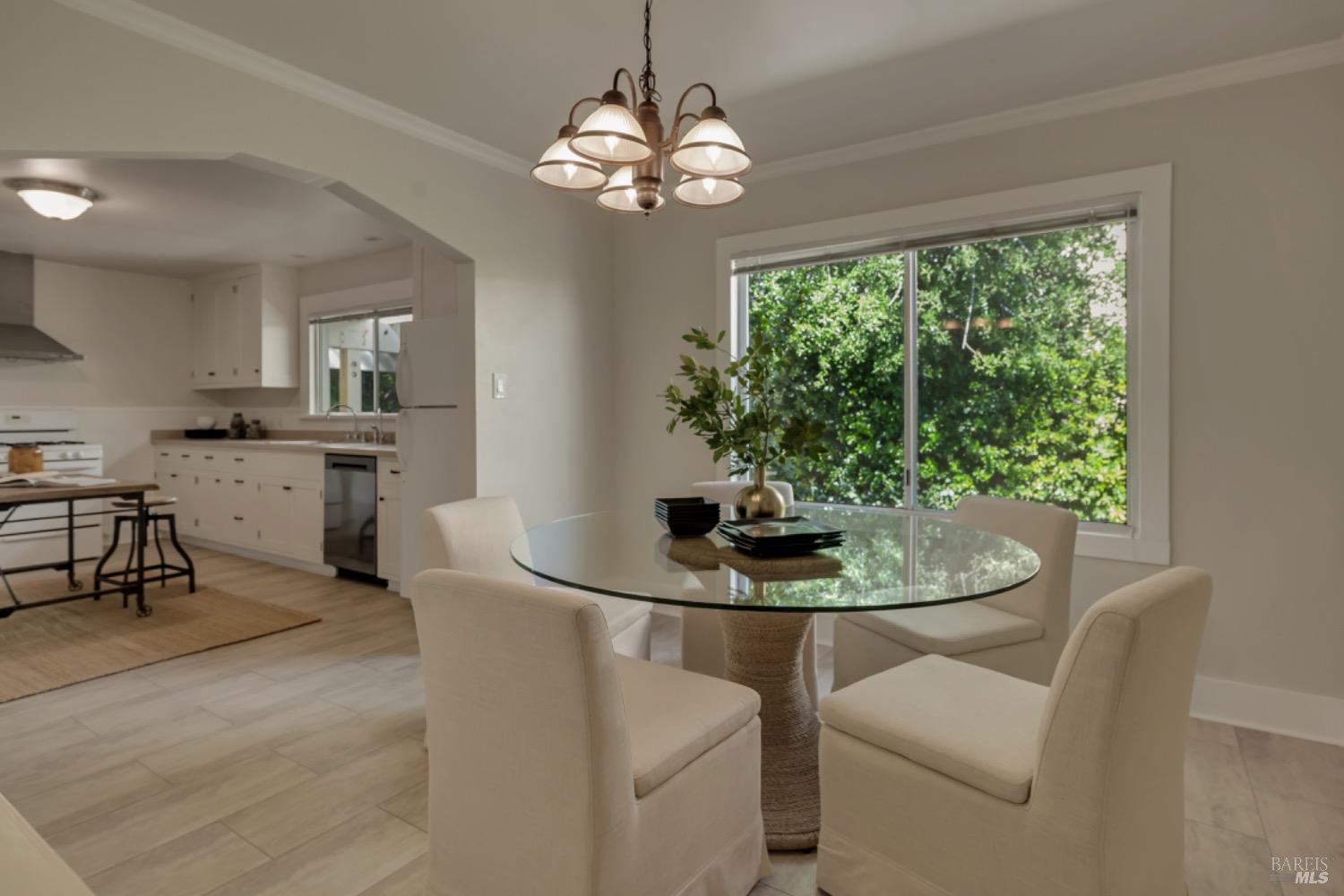 Detail Gallery Image 17 of 48 For 340 Church St, Sonoma,  CA 95476 - 4 Beds | 3/1 Baths