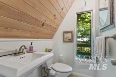 Detail Gallery Image 13 of 30 For 14503 Camino Del Arroyo Rd, Guerneville,  CA 95446 - 2 Beds | 2 Baths