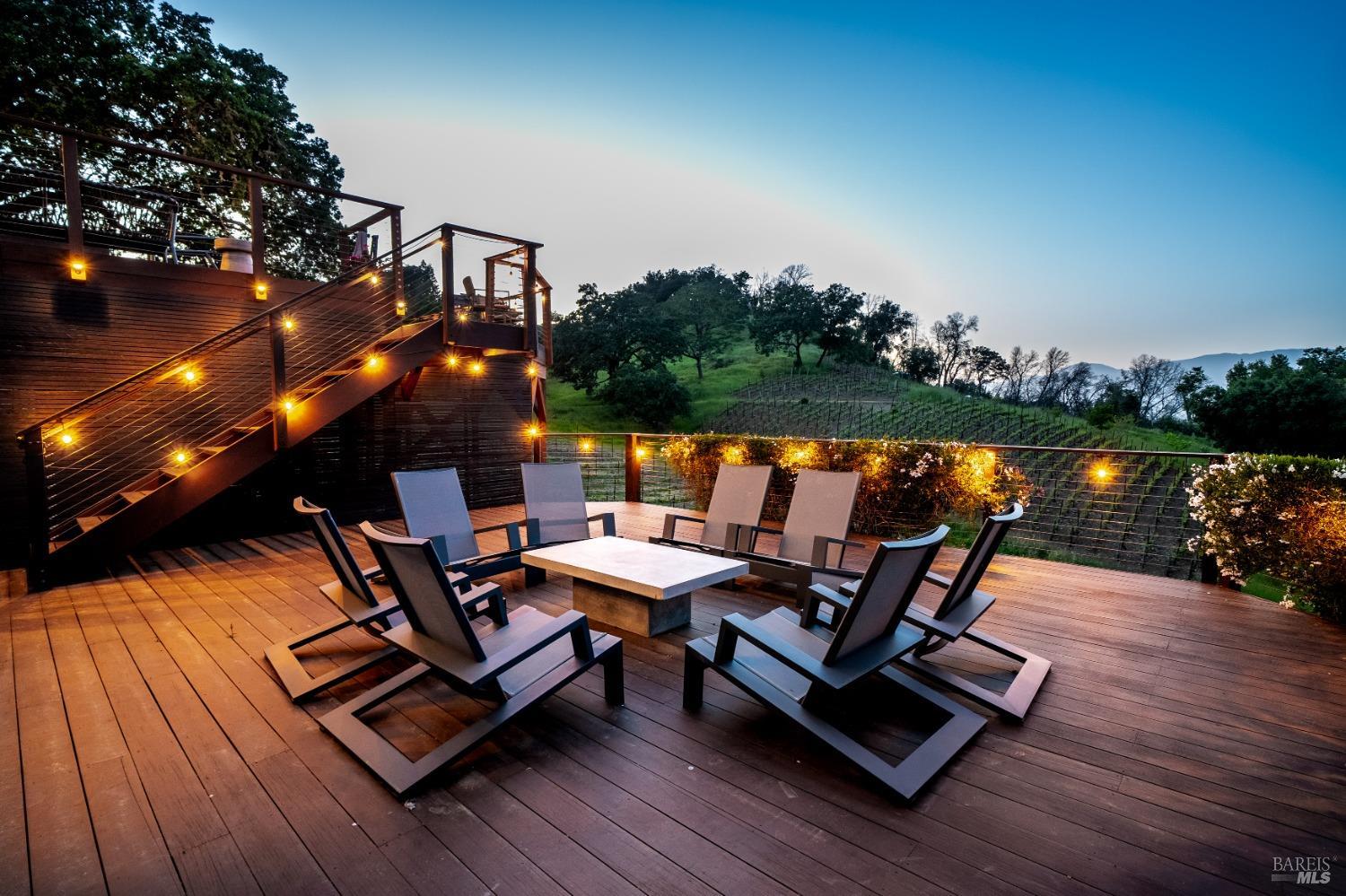 Detail Gallery Image 39 of 69 For 4982 W Soda Rock Ln, Healdsburg,  CA 95448 - 4 Beds | 3/1 Baths