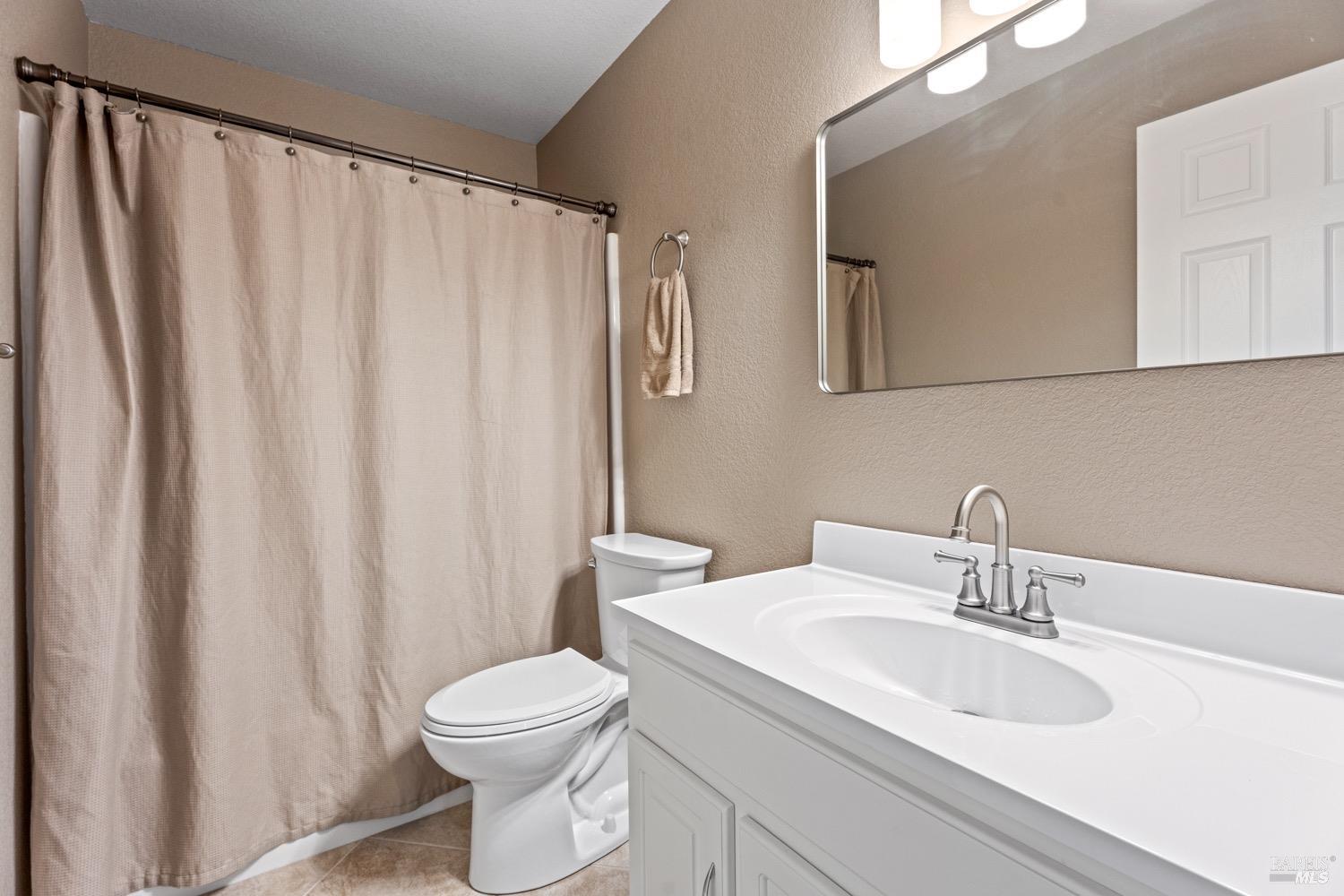 Detail Gallery Image 15 of 25 For 537 Donner Ct, Ukiah,  CA 95482 - 3 Beds | 2 Baths