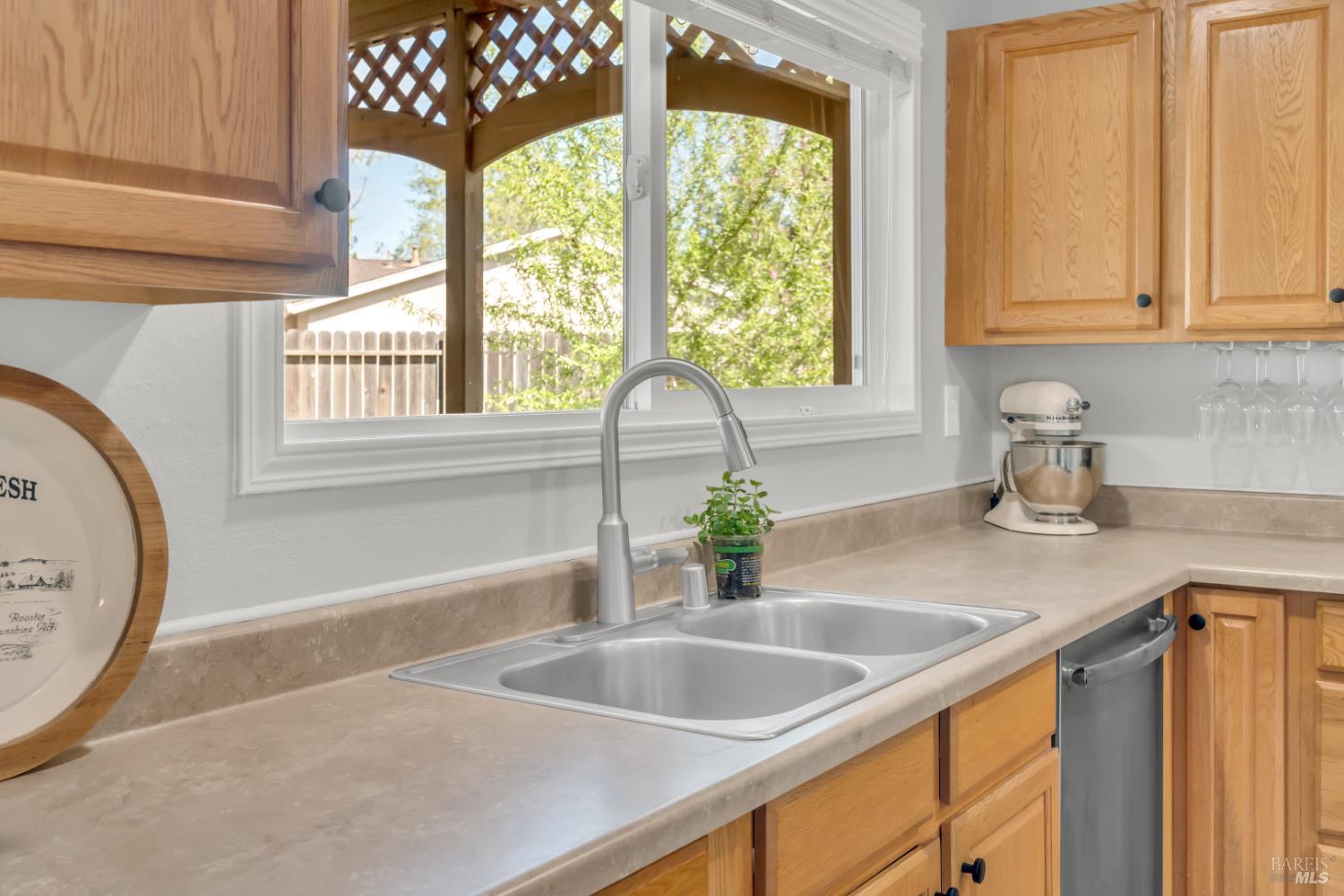 Hyannis Court, Vacaville, California image 15