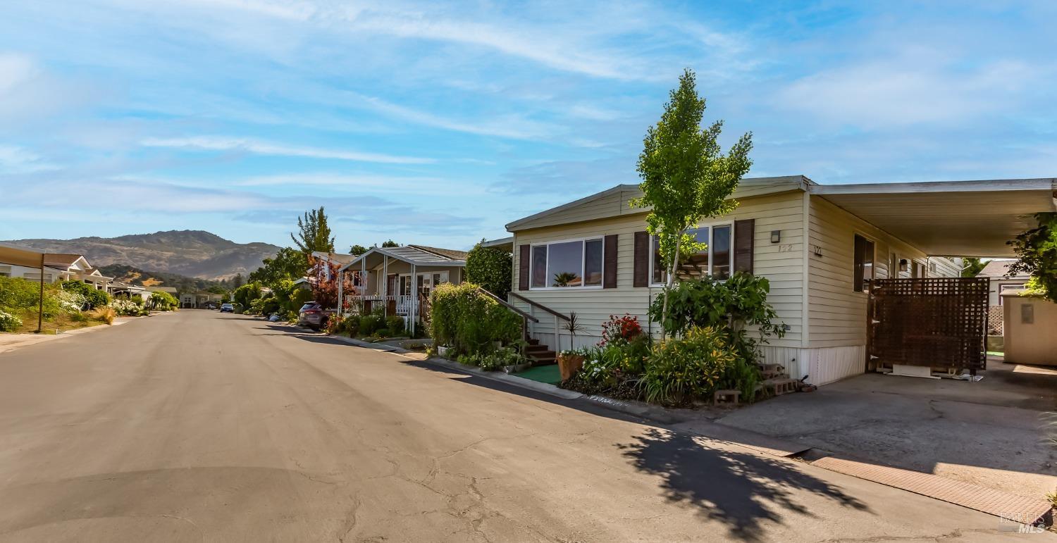 Detail Gallery Image 3 of 29 For 6468 Washington St 122, Yountville,  CA 94599 - 2 Beds | 2 Baths