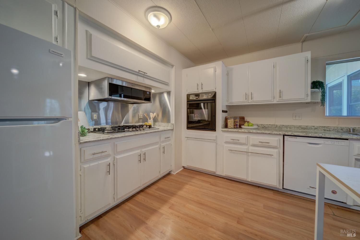 Detail Gallery Image 12 of 29 For 6468 Washington St 122, Yountville,  CA 94599 - 2 Beds | 2 Baths