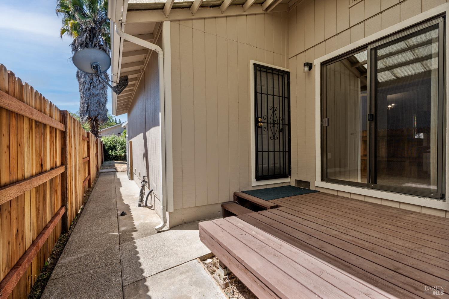 Detail Gallery Image 21 of 25 For 537 Donner Ct, Ukiah,  CA 95482 - 3 Beds | 2 Baths